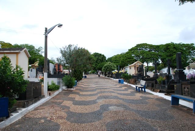 Cemitérios municipais de Prudente esperam 30 mil visitantes no Dia de Finados