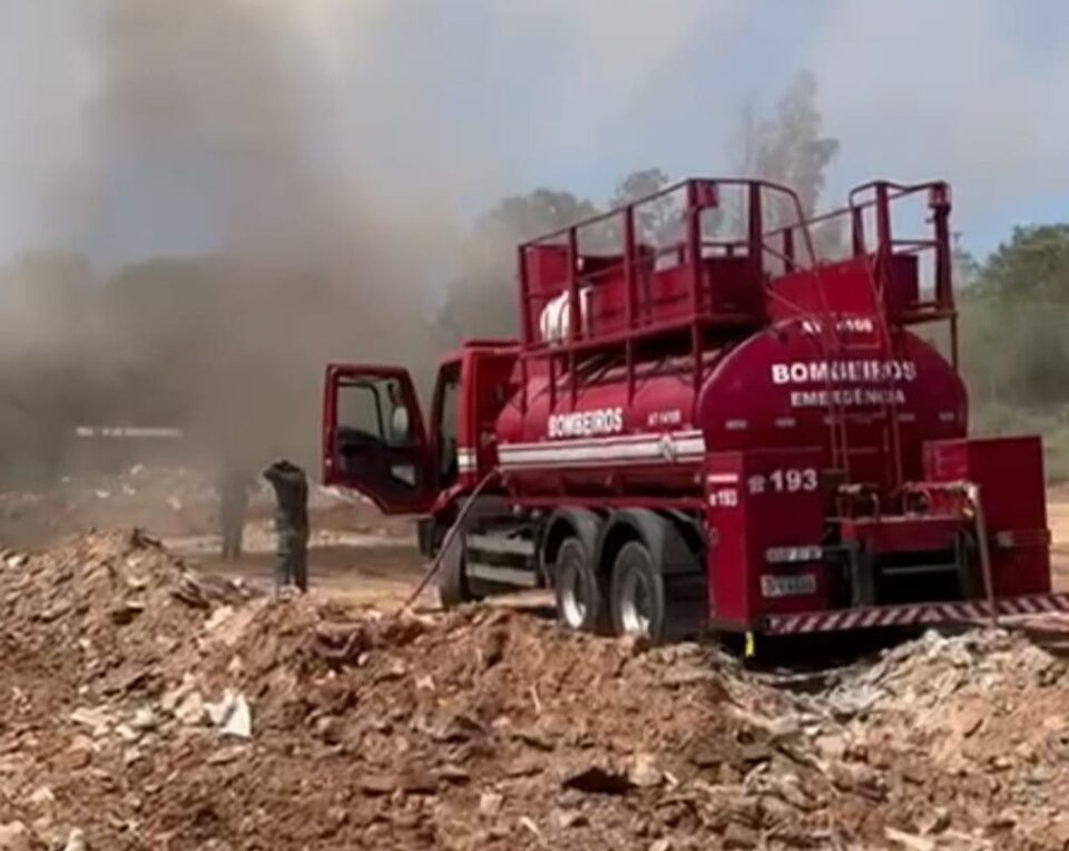 Chuvas abrem novas fissuras e reativam emissão de gases em terreno da Vila Furquim
