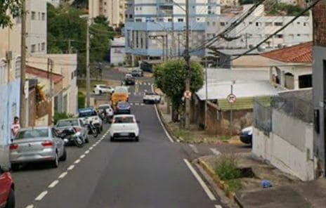 Mulher é presa por descumprir medida protetiva e invadir casa da mãe em Prudente