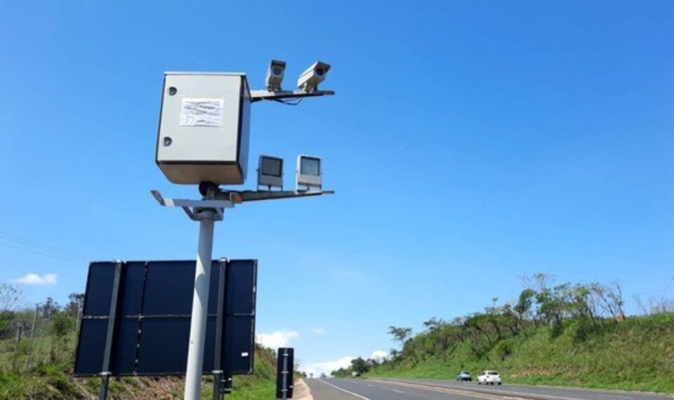 Radar entra em operação na SP-563 e intensifica controle de velocidade em Mirante do Paranapanema