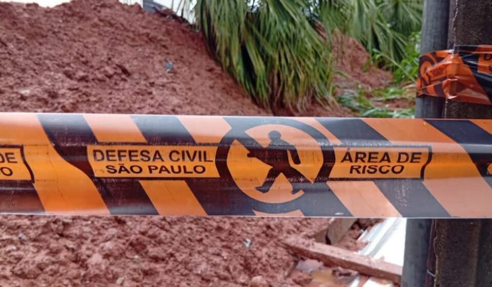 Chuvas intensas provocam deslizamentos, alagamentos e deixam famílias desalojadas em Presidente Prudente