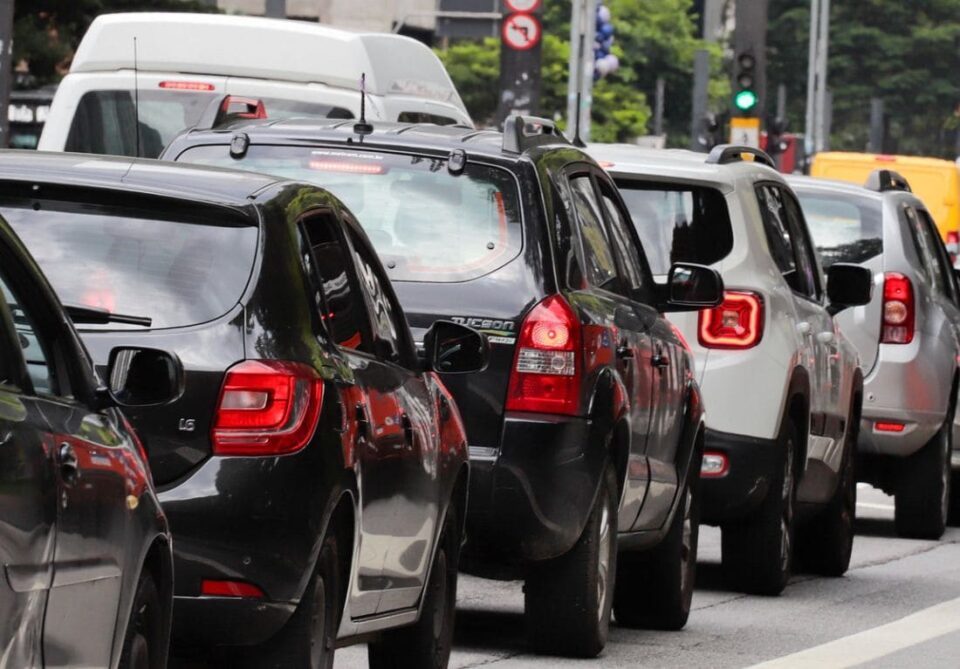 IPVA 2026: posso fazer o pagamento do imposto com Pix? Veja formas de quitação