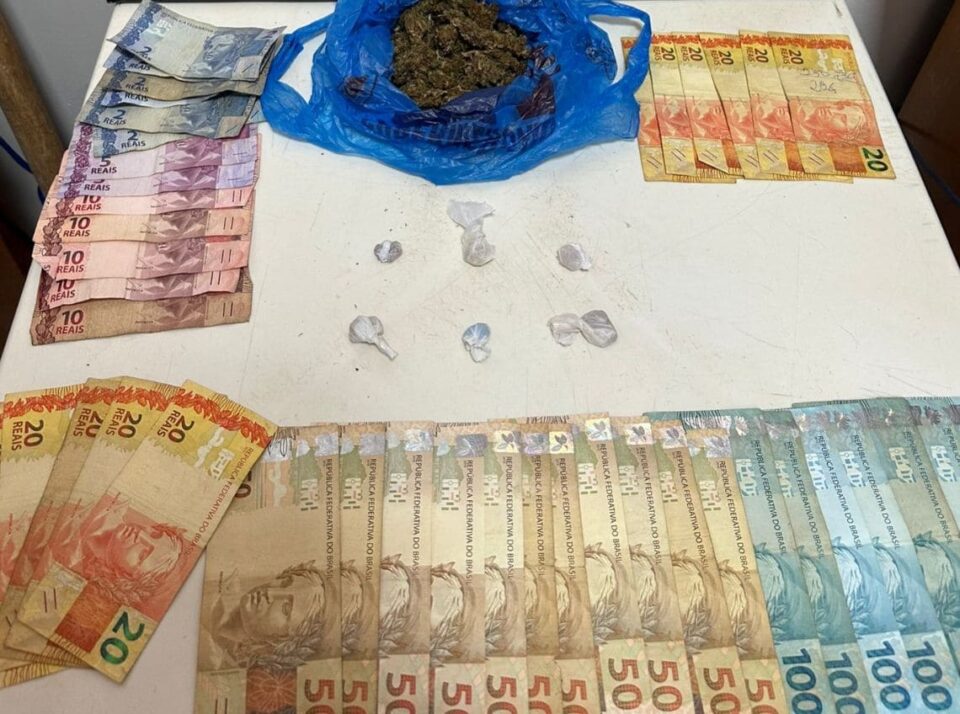 Mulher é presa por tráfico de drogas após monitoramento da Polícia Civil em Pirapozinho