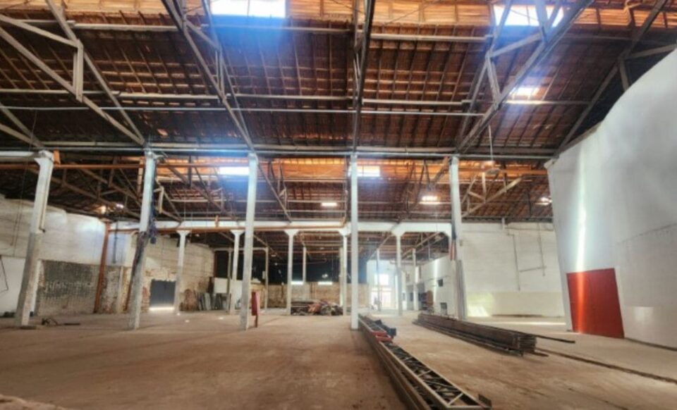 Obras no Matarazzo avançam e revelam arquitetura original do complexo industrial