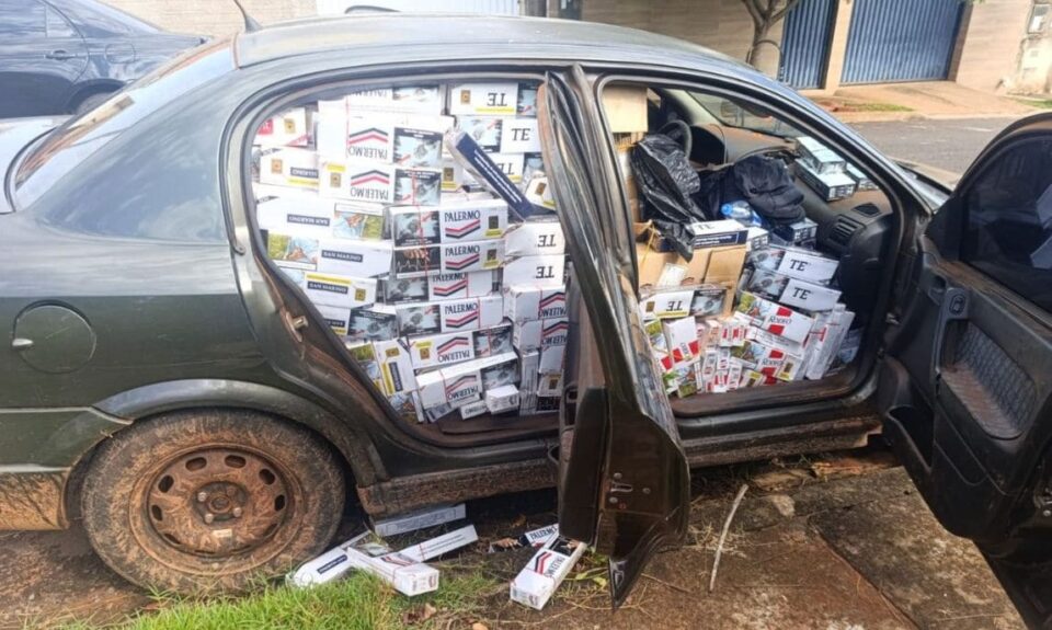 Polícia Militar apreende 16 mil maços de cigarros contrabandeados em Caiuá