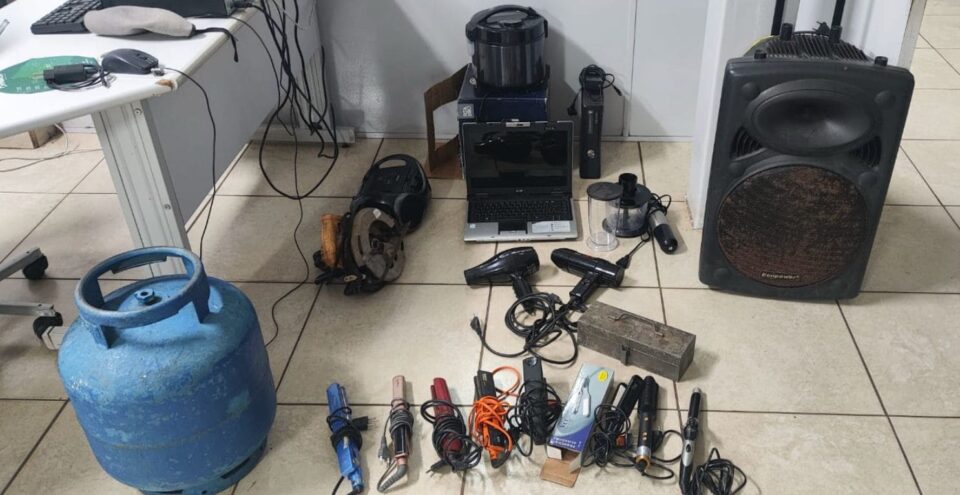 Casal é preso em flagrante por série de furtos e polícia recupera botijão de gás e eletrodomésticos em Prudente