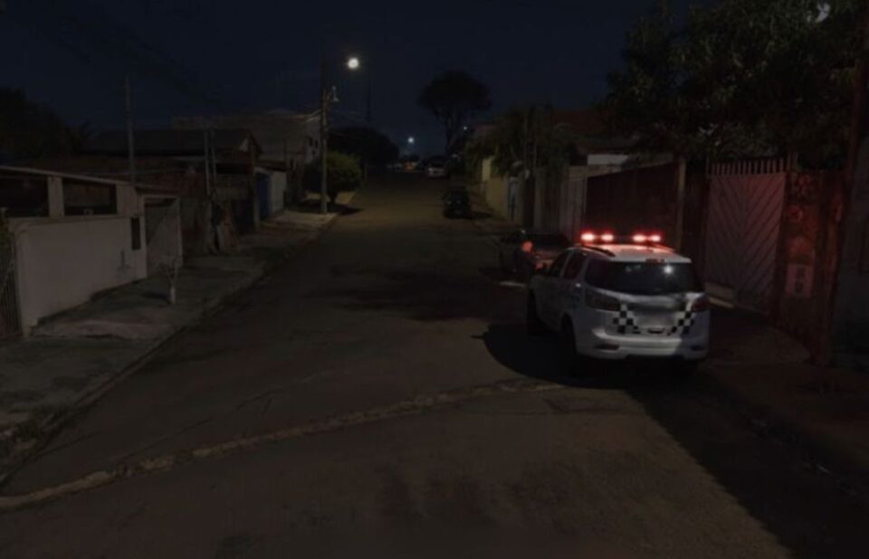 Filho é preso após invadir casa da mãe, ameaçar e desrespeitar ordem judicial