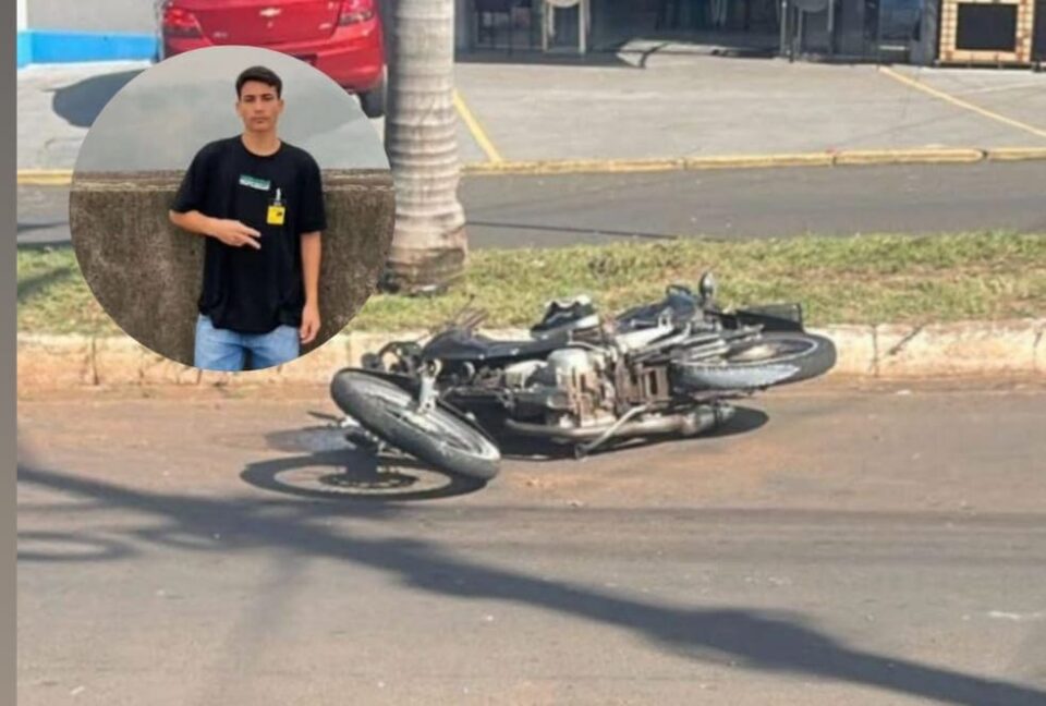 Jovem de 19 anos morre após colidir moto contra poste em Regente Feijó