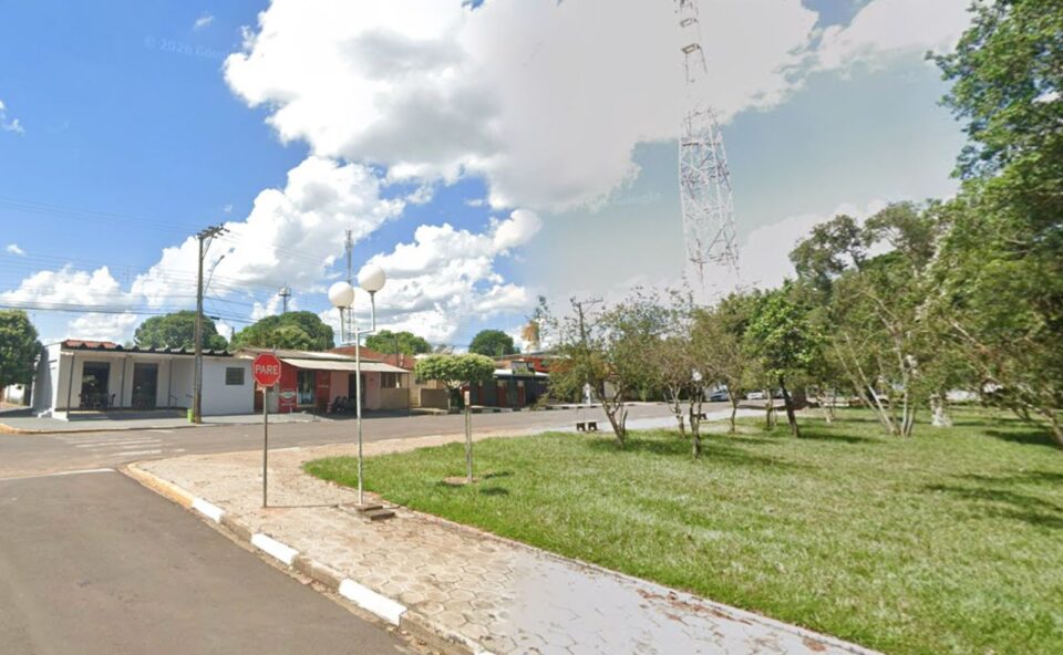 Comerciante reage a ataque com pedras e fere homem em Martinópolis