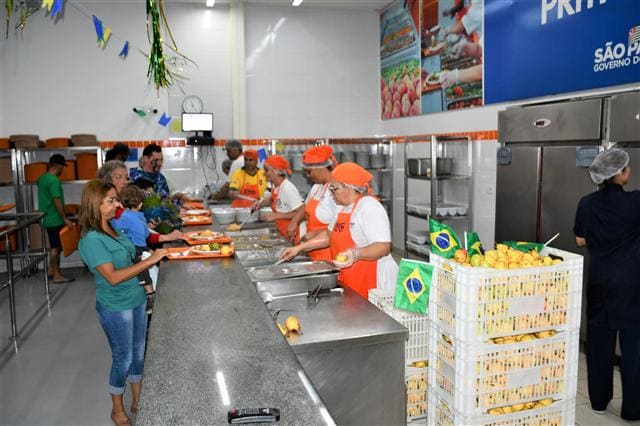Em clima de Copa, Bom Prato de Prudente oferece cardápio temático