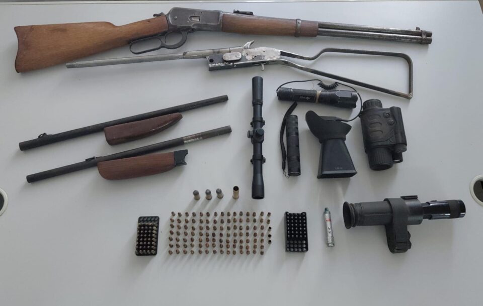 Polícia Ambiental descobre fábrica clandestina de armas e munições em sítio