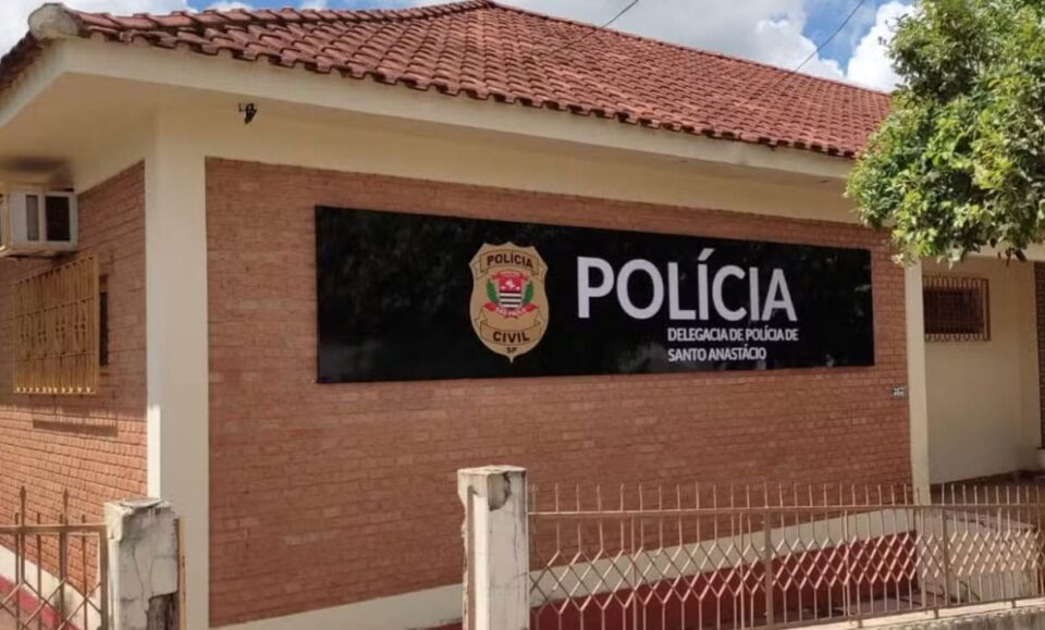 Homem é esfaqueado durante discussão com a companheira em Santo Anastácio
