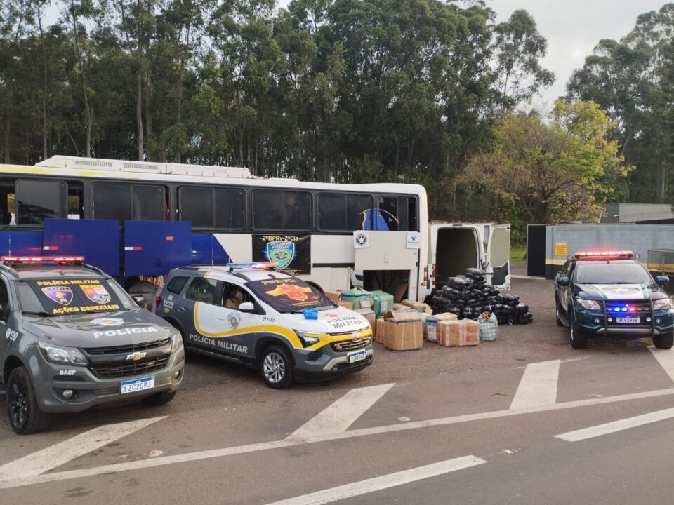 Polícia encontra 2,8 kg de drogas e carga milionária em ônibus na Raposo Tavares
