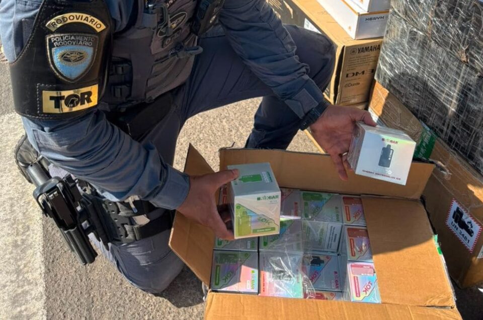 Homem é preso com 3,6 mil cigarros eletrônicos em Presidente Prudente
