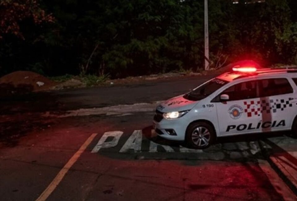 Jovem é preso após tentativa de roubo de motocicleta e agressão a mulher