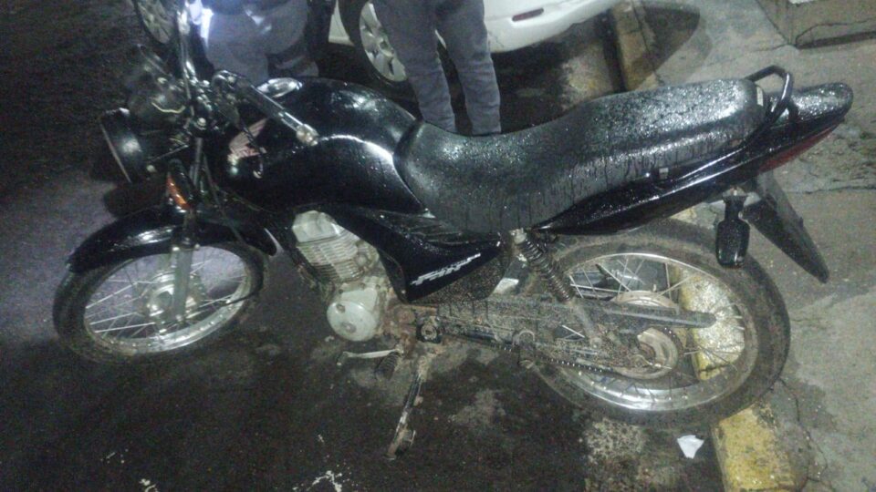 Jovem é preso em moto sem capacete e com sinais de embriaguez em Prudente