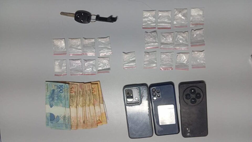 Polícia apreende 21 porções de cocaína e prende casal em Presidente Prudente